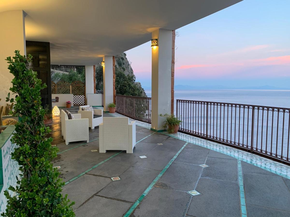 Villa Le Baste Furore Exterior foto